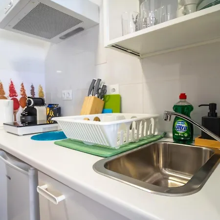 Apt. P/3 10' From The W/wifi In Торремолинос