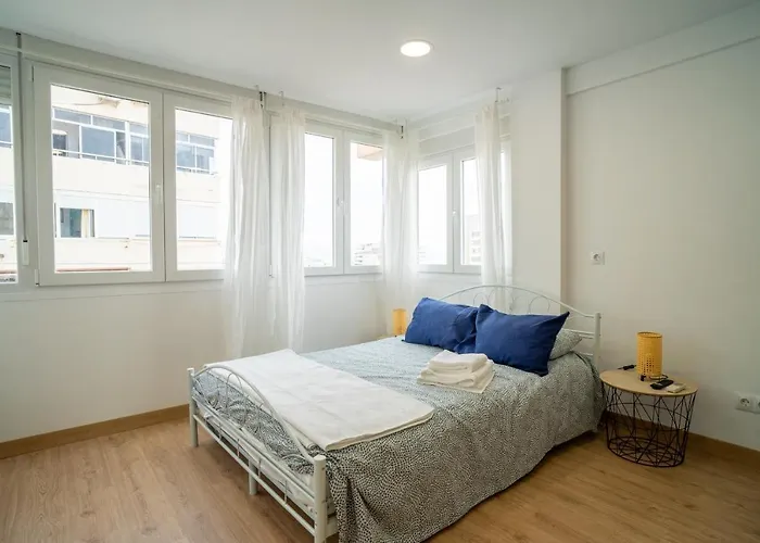 Apt. P/3 10' From The W/wifi In * Torremolinos